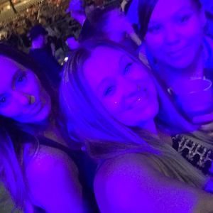 Meet your Posher, Storie